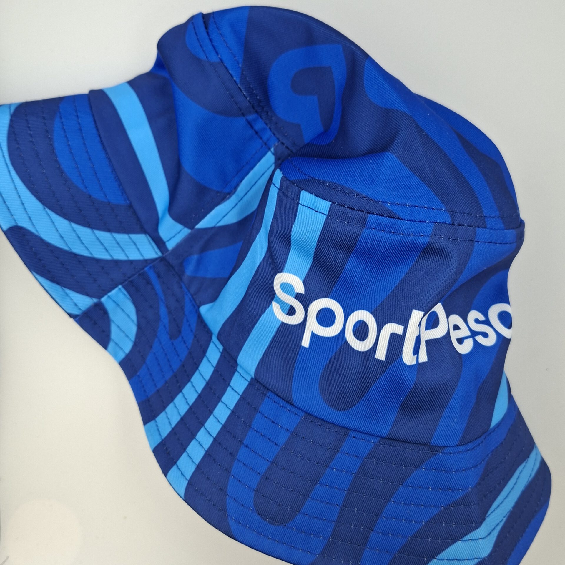 Sponsor hat